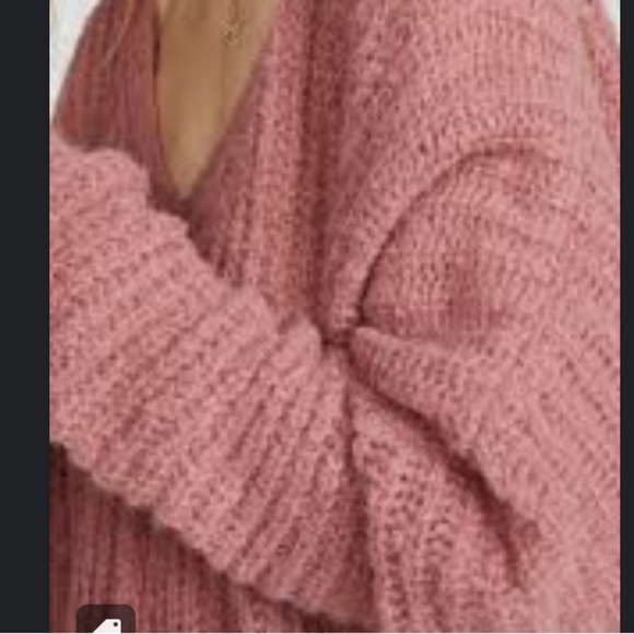 Free People Moonbeam slouchy extra wide Very low V neck alpaca sweater Sz M crop - Picture 13 of 15